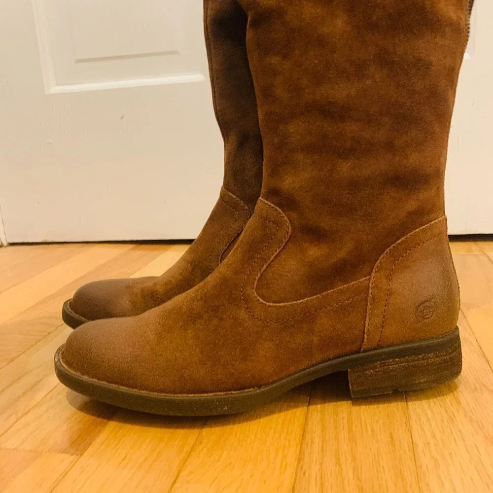 BORN WOMEN'S BORMAN BOOTS ROUND TOE Nubuck Brown Knee-High Riding Boots NEW